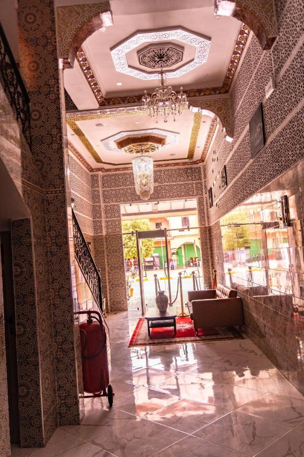 Hotel La Vallee Des Kasbahs Chez Ilyas タンギール エクステリア 写真