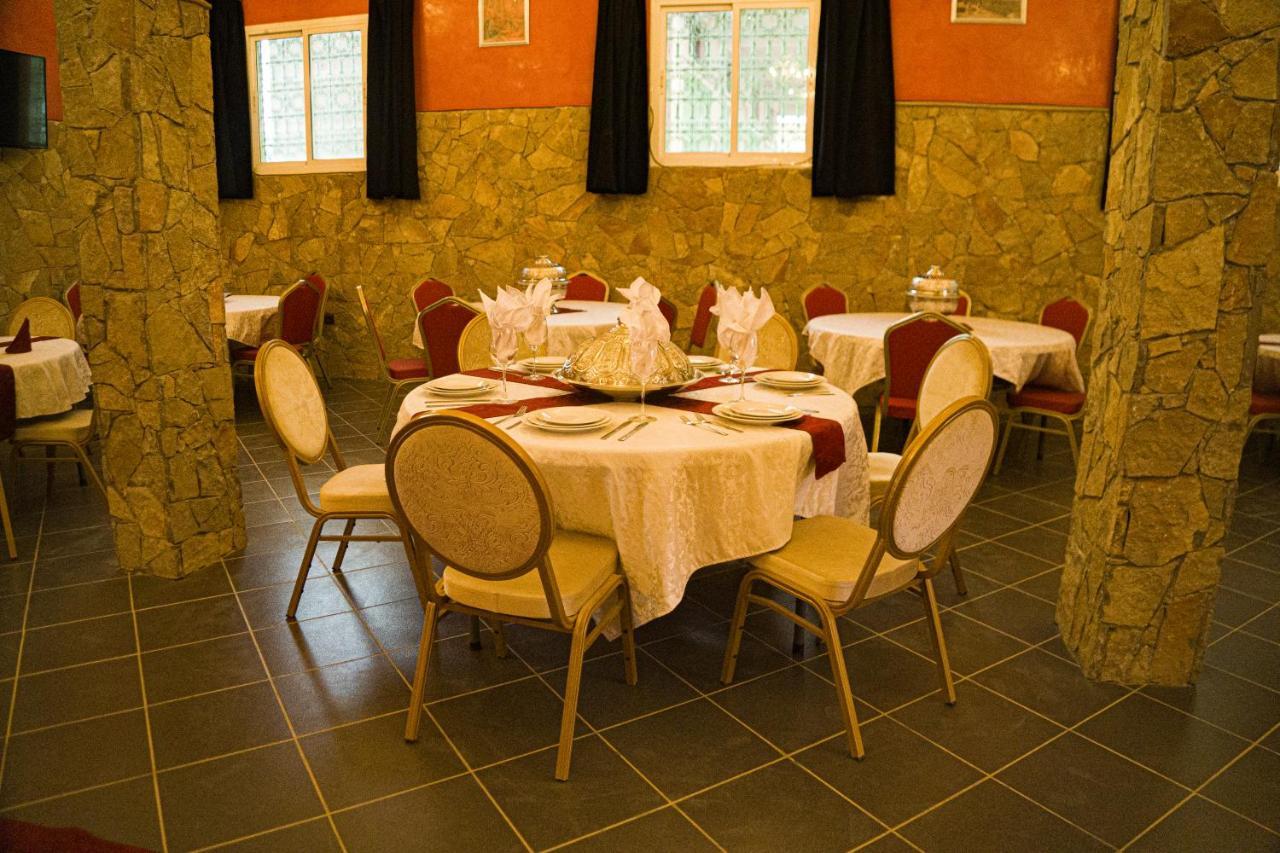 Hotel La Vallee Des Kasbahs Chez Ilyas タンギール エクステリア 写真