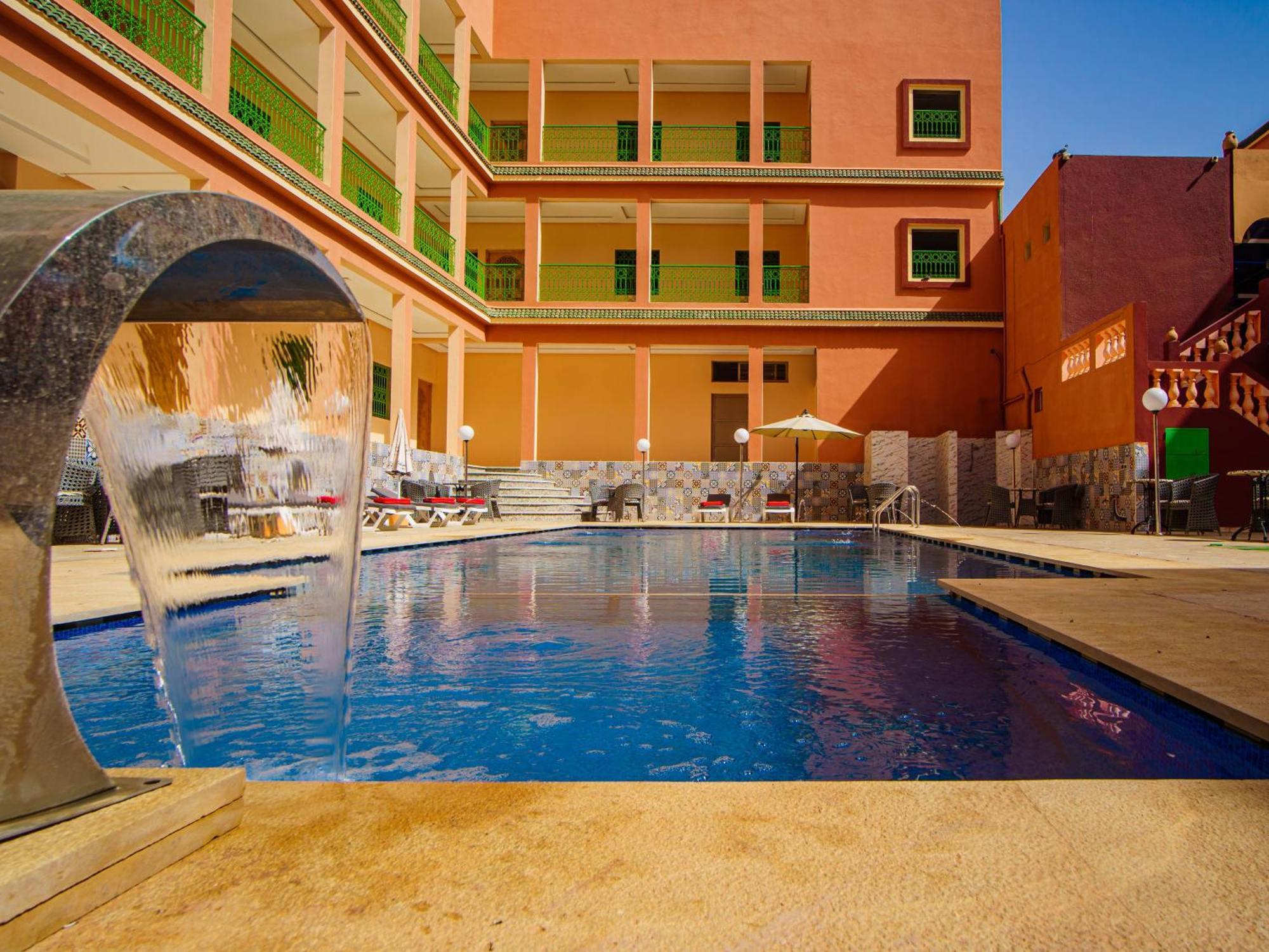 Hotel La Vallee Des Kasbahs Chez Ilyas タンギール エクステリア 写真