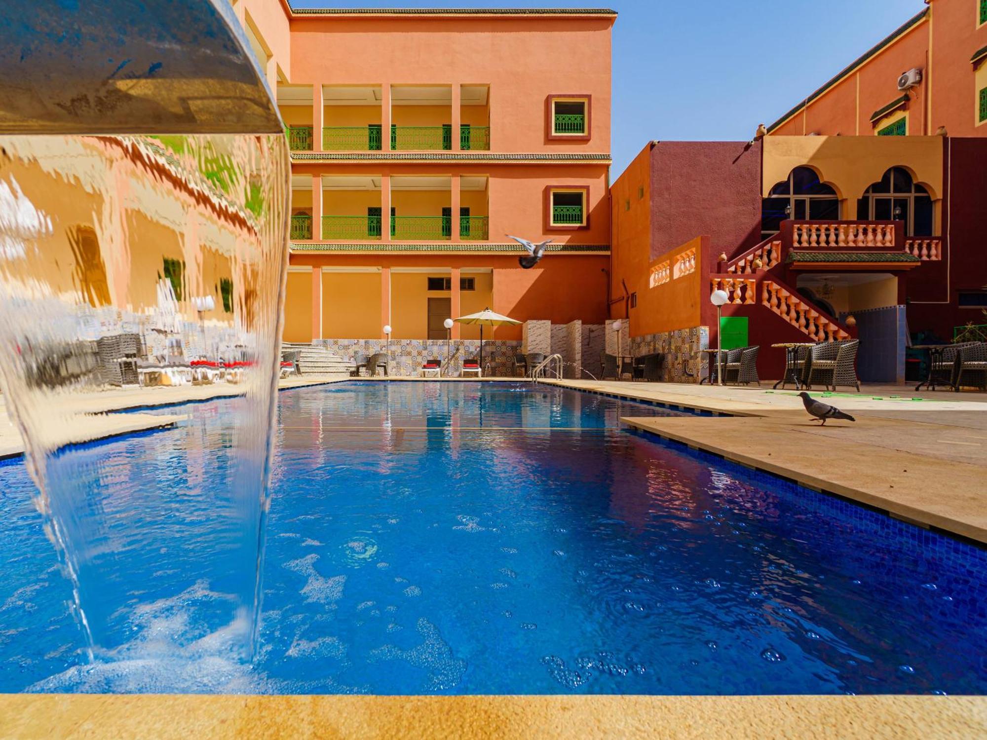 Hotel La Vallee Des Kasbahs Chez Ilyas タンギール エクステリア 写真