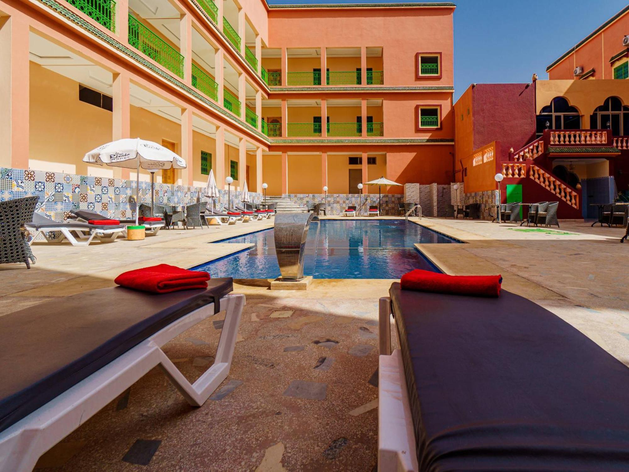 Hotel La Vallee Des Kasbahs Chez Ilyas タンギール エクステリア 写真