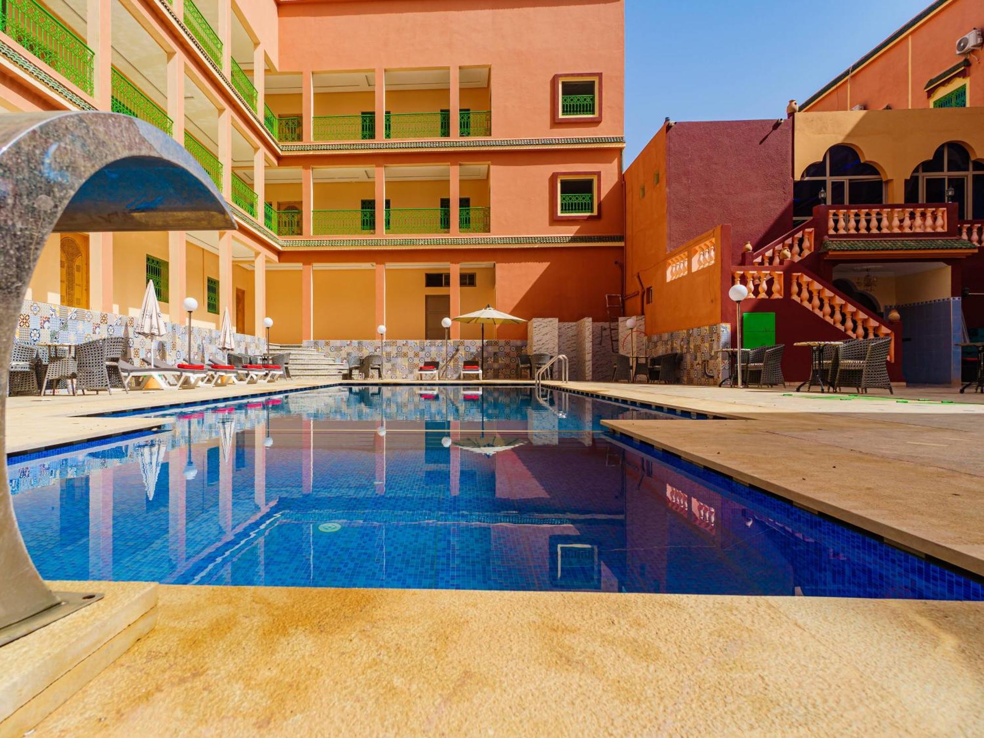 Hotel La Vallee Des Kasbahs Chez Ilyas タンギール エクステリア 写真